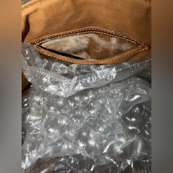 Louis Vuitton Monogram PM Alma Satchel Bag - Picture 13 of 17